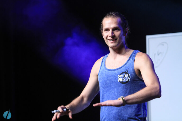 4 Stupidly Simple Link Building Techniques For 2012